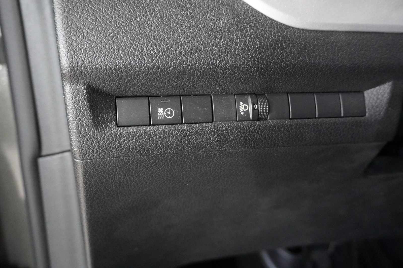 Fahrzeugabbildung Opel Zafira Life 2.0D "L" EDIT. 8-SITZE NAVI/LED/AHK