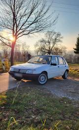 Peugeot 205 Look - Peugeot 205: Limousine