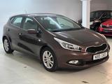 Kia cee'd / Ceed 1.4  100PS *SHZ *AHK *PDC *8FACH - gebrauchte Kia cee'd / Ceed aus dem Jahr 2014