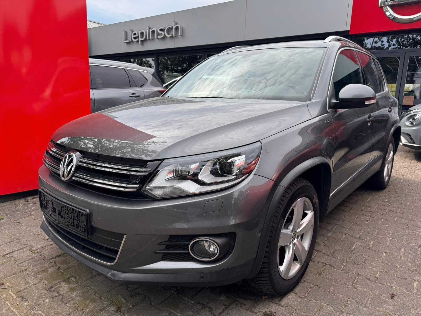 Volkswagen Tiguan Lounge Sport & Style BMT