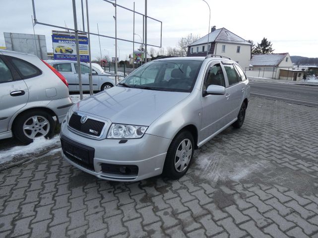 Skoda Fabia Cool Edition Klima Winterräder Radio HU AU