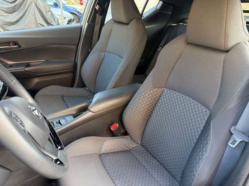Toyota C-HR - 10