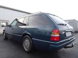 Mercedes-Benz E 280 T Klima, Tempomat, el.FH, Automatik, Servo - gebrauchte Mercedes-Benz E 280 aus dem Jahr 1995