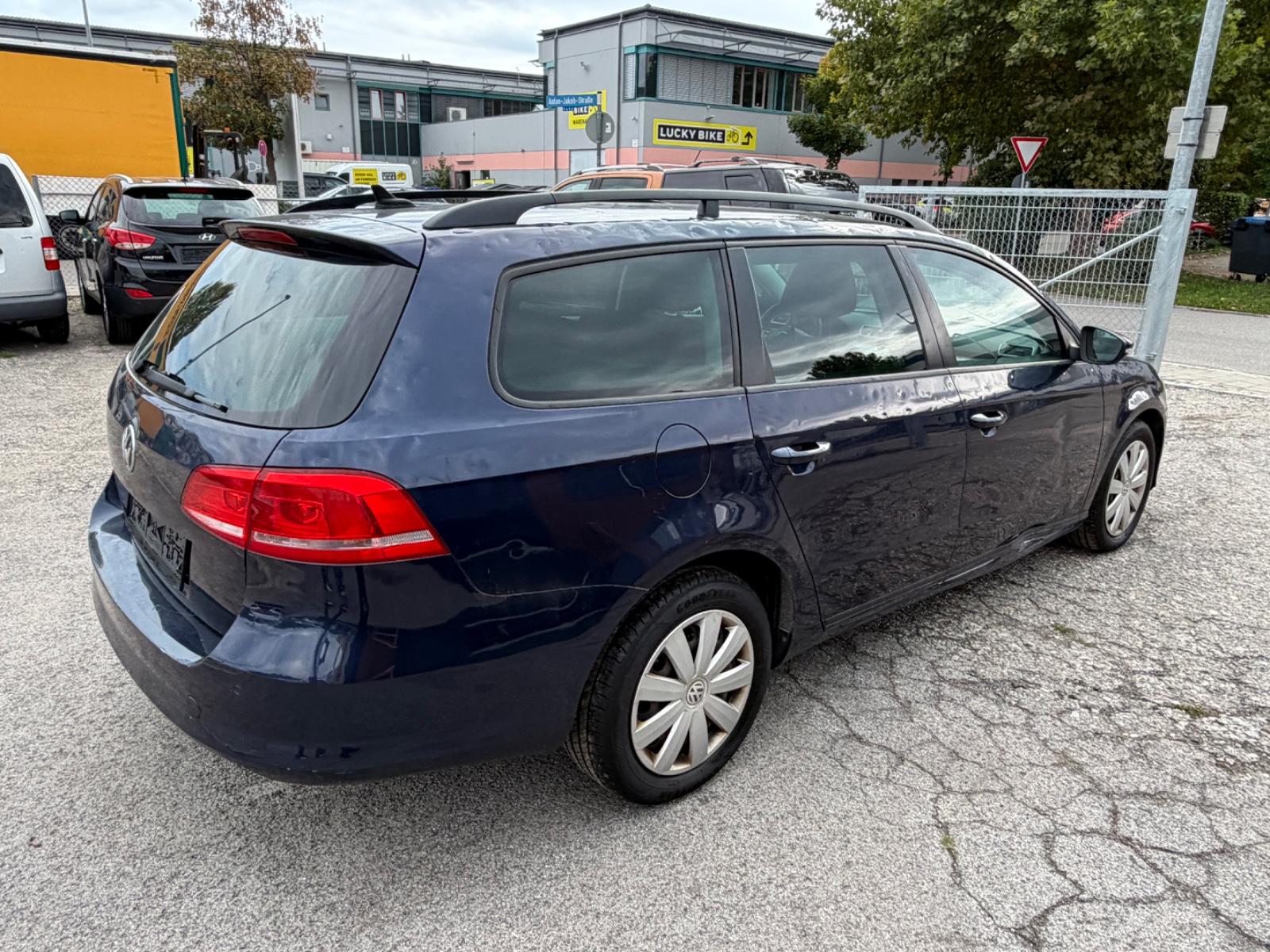 Volkswagen Passat 2011 — photo 6