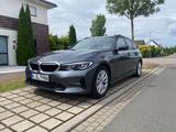 BMW 320d Touring Automatik Navi LED-Scheinwerfer
