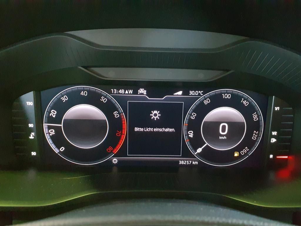 Skoda Kodiaq Style 1.5 TSI AHK*Tempo*PDC*RFK*SH*Klima