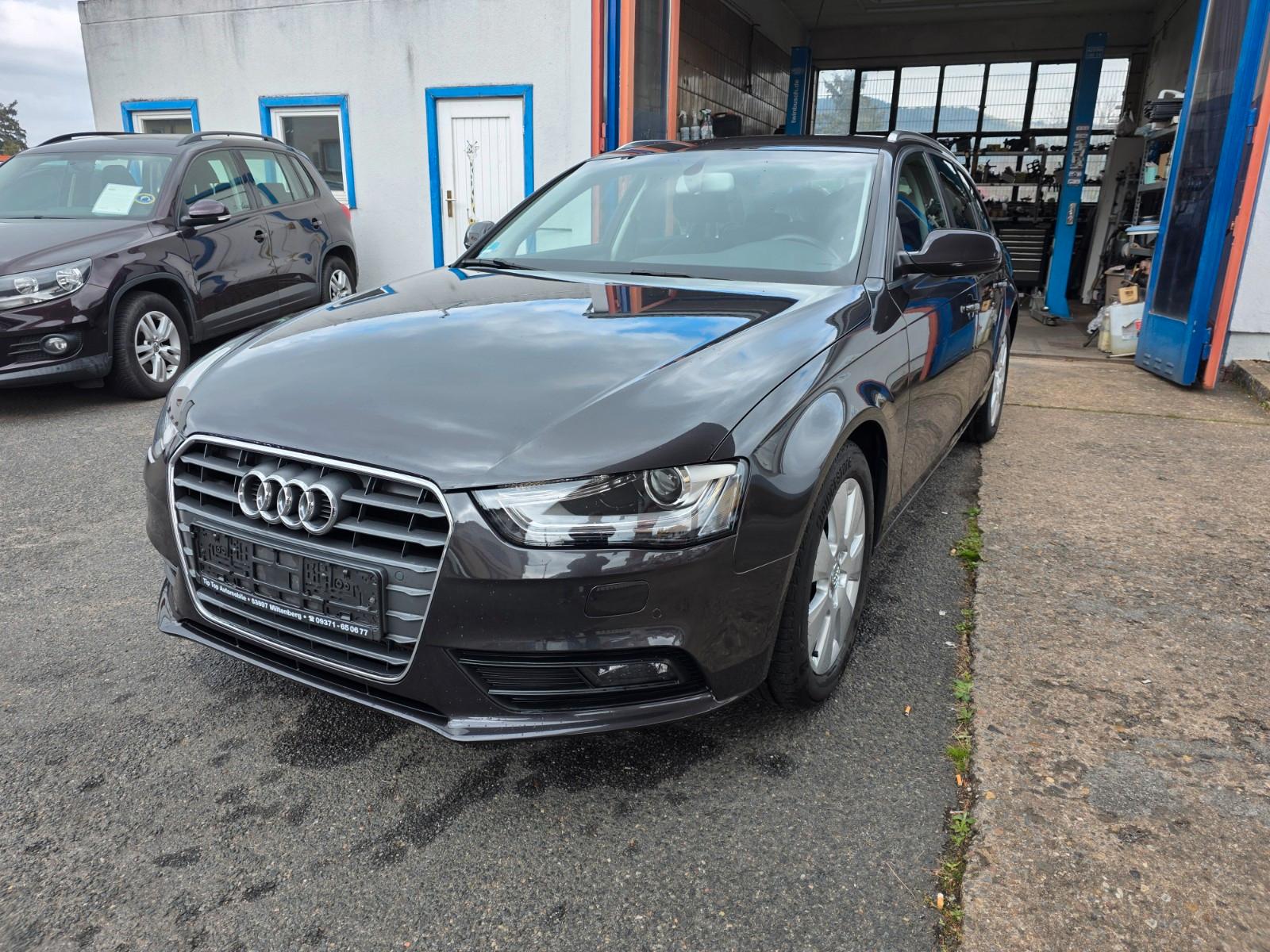 Audi A4 Avant Attraction/Navi/Xenon/AHK