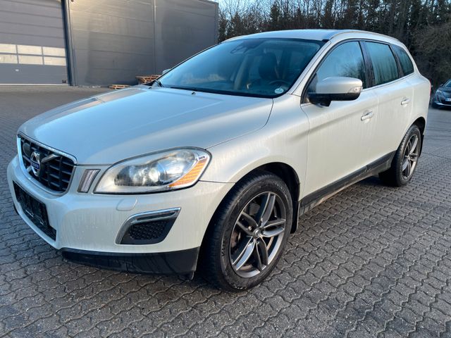 Volvo XC60 2.4 D5 AWD 205PS NR:36418