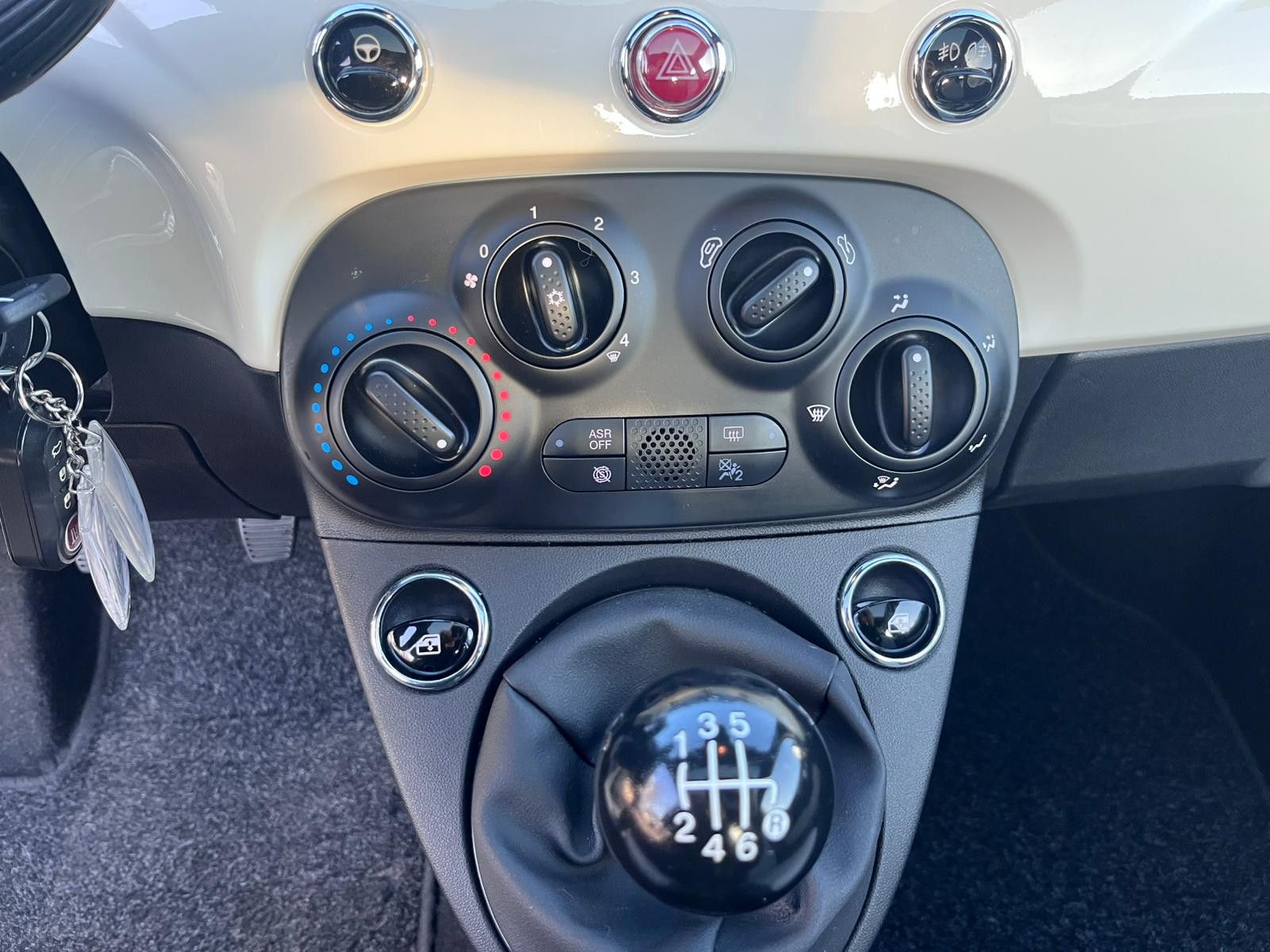 Fahrzeugabbildung Fiat 500 Dolcevita Hybrid