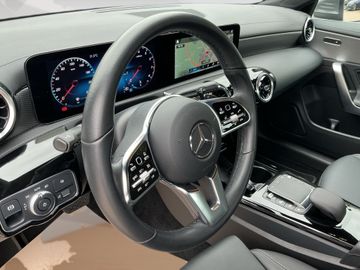 Mercedes CLA 180 - 12