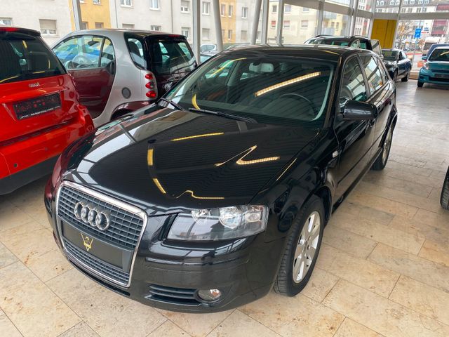 Audi A3 Sportback 1.6 /SHZ/PDC/elk. Fenst./Tempomat/