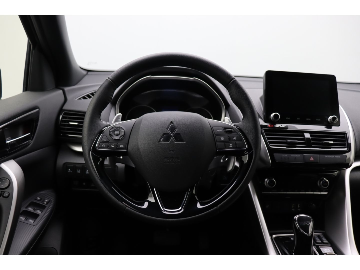 Fahrzeugabbildung Mitsubishi Eclipse Cross 2.4 Plus Select Hybrid 4WD