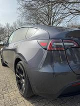 Tesla Model Y Hinterradantrieb RWD Sonderausstattung  - Tesla Model Y mit Anhängerkupplung