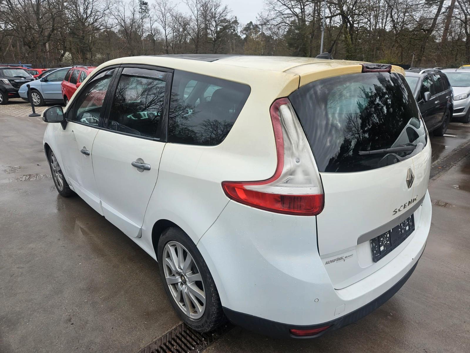 Renault Scenic 2009 — photo 8
