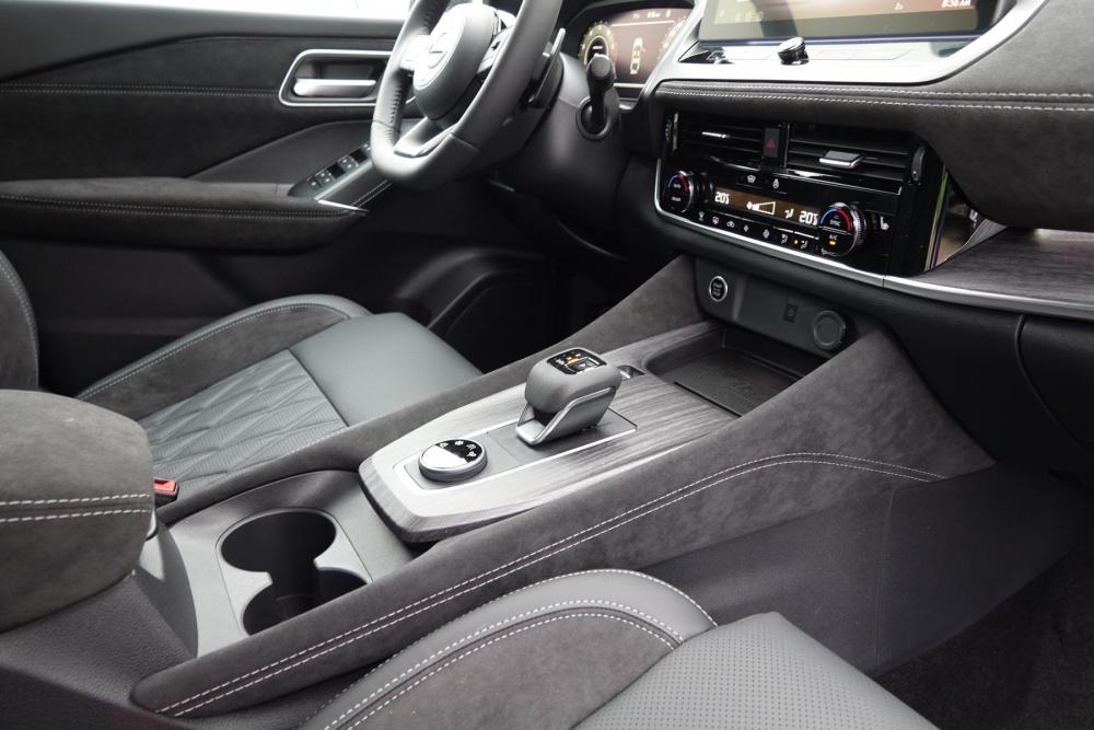 Nissan Qashqai TEKNA+ (plus) ALLRAD BOSE/Panodach/Leder