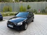Kia Rio 1.4 Rentnerfahrzeug - gebrauchte Kia Rio aus dem Jahr 2010