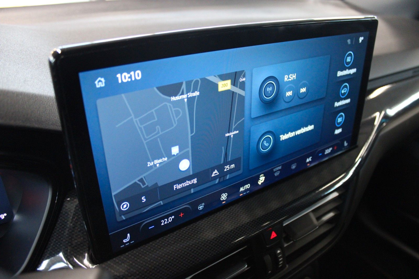 Fahrzeugabbildung Ford Focus ST-Line X Aut. LED ACC Leder Pano HUD Wint