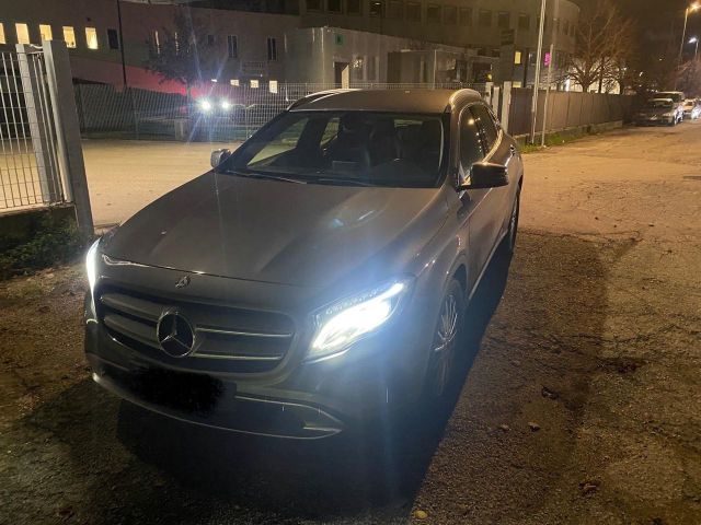 Mercedes-Benz Mercedes-benz GLA 220 GLA 220 d Automatic Premiu