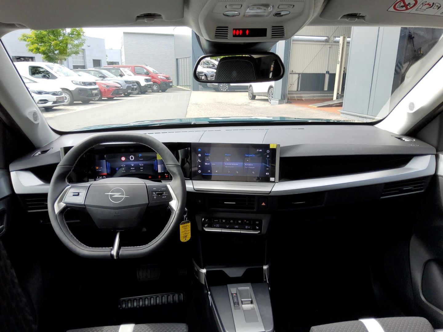 Fahrzeugabbildung Opel Frontera GS Hybrid Tech Paket Allwetter