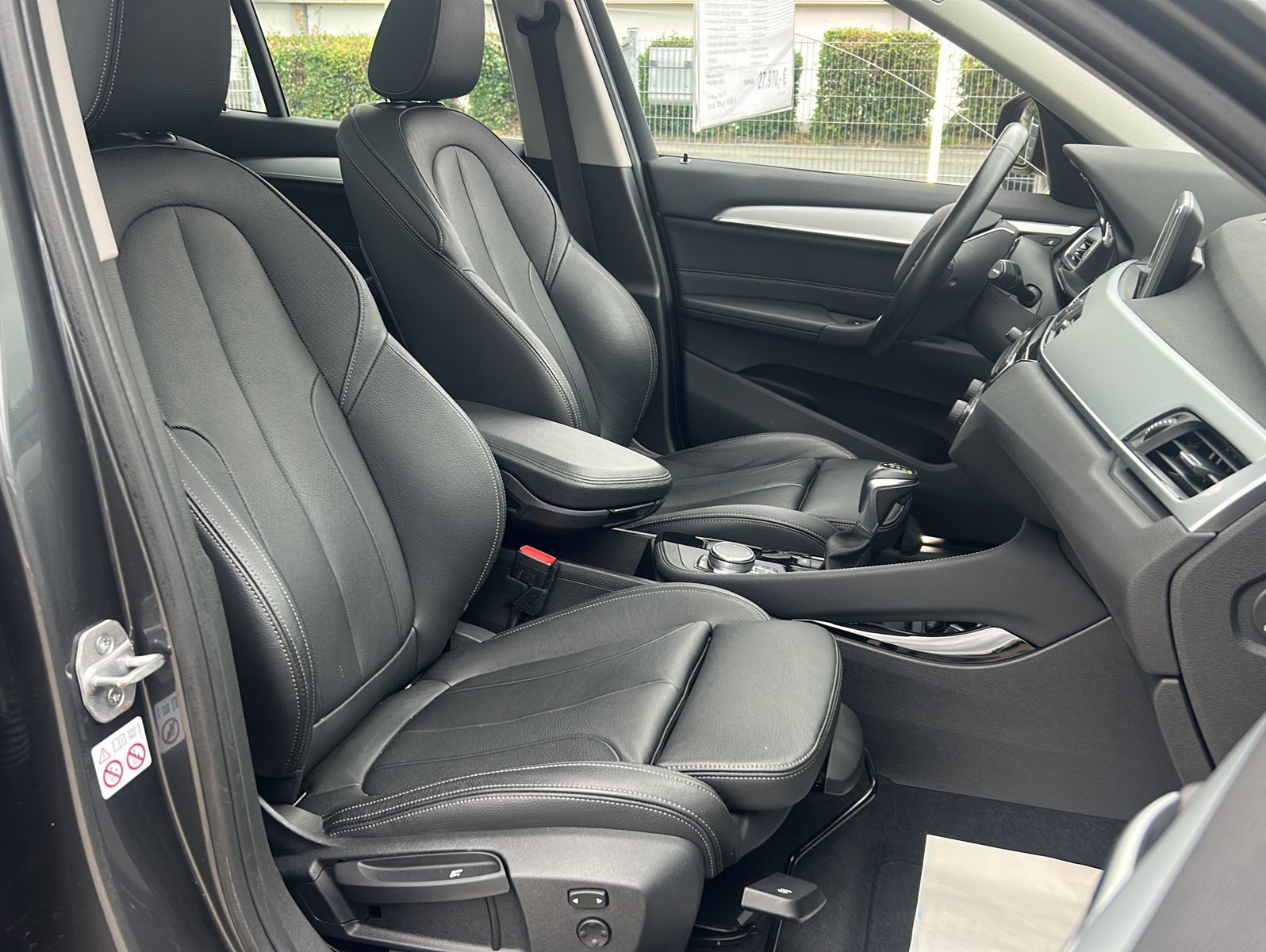 Fahrzeugabbildung BMW X1 xDrive 25 d Sport Line