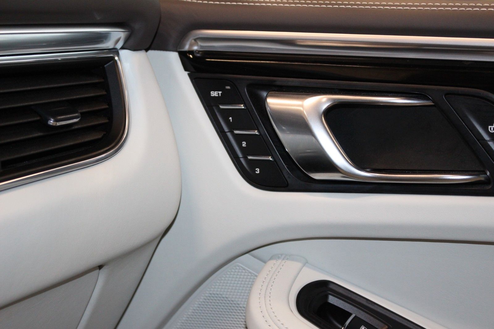 Fahrzeugabbildung Porsche Macan S *Kamera*PNRM*2.Hand