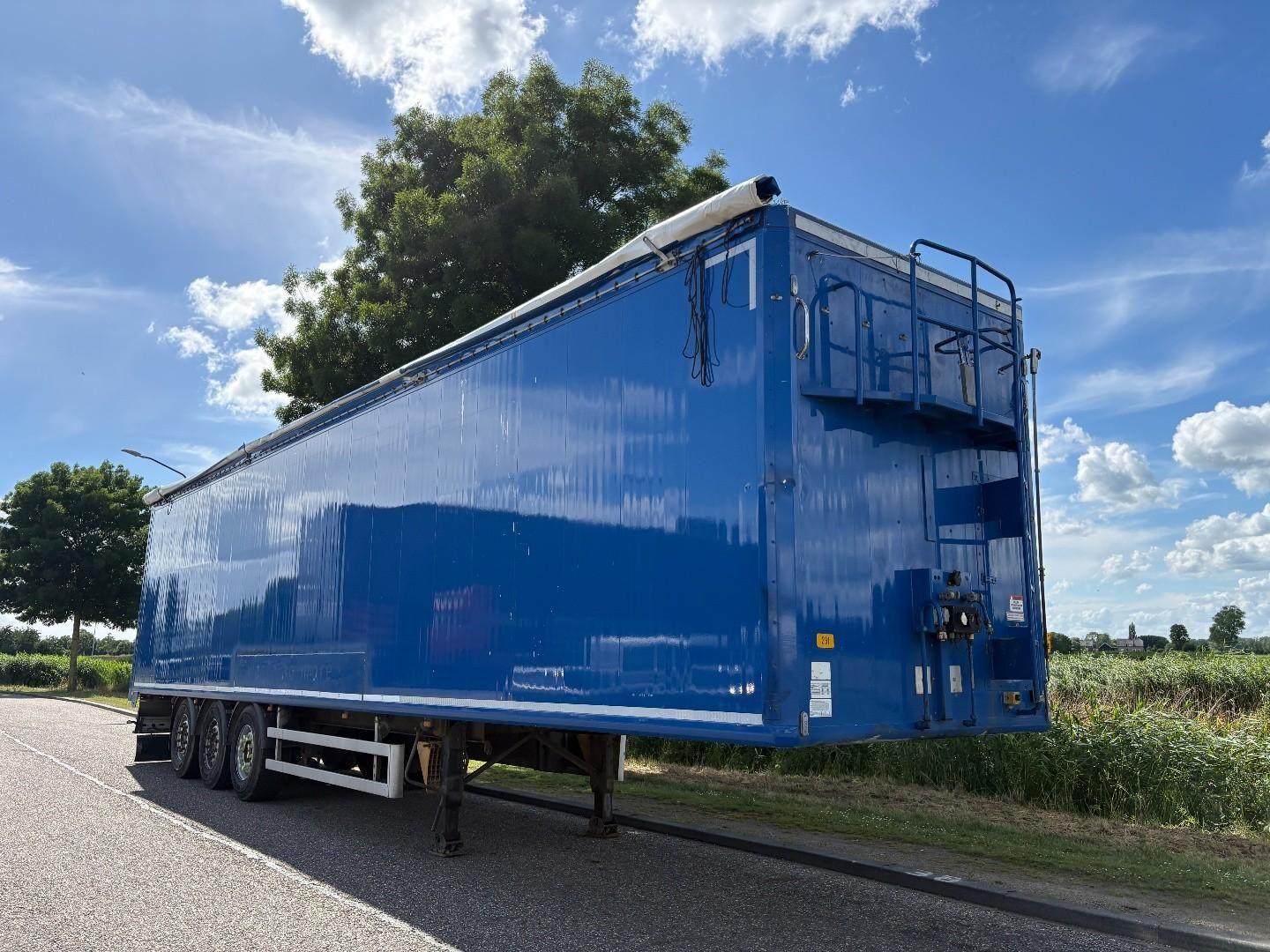 Kraker CF-200 92M3 / SAF Disc / NL Trailer