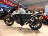 Honda CB750 Hornet mit ABS incl. Anlieferung - HONDA CB750