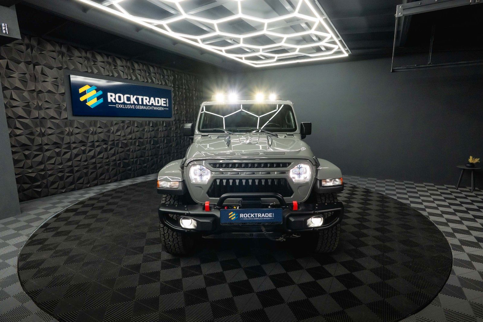 Fahrzeugabbildung Jeep Wrangler 2.0 T UNLIMITED SAHARA OFFROAD 4x4 LED