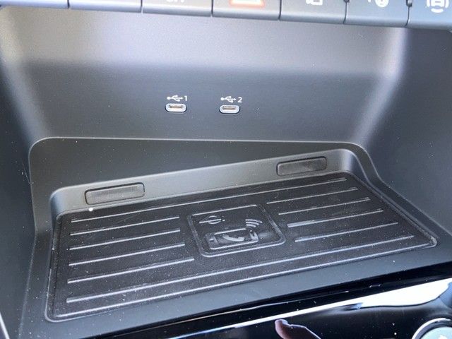 Fahrzeugabbildung Audi A3 Limousine 35 TFSI S-line MATRIX HUD Navi SONO