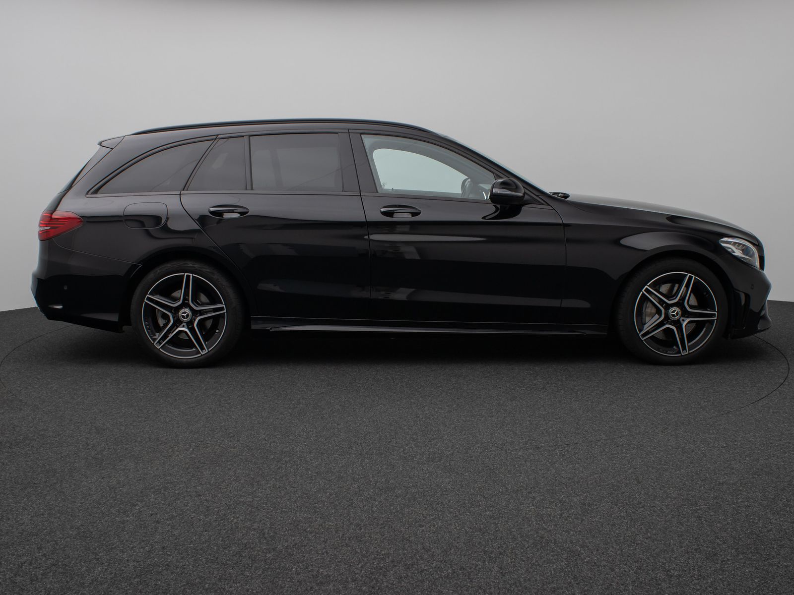 Fahrzeugabbildung Mercedes-Benz C 300d AMG Line 4Matic Kamera Burmester DAB