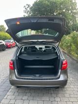 Mercedes-Benz B 180 - - Mercedes-Benz B 180 Gebrauchtwagen in Krefeld