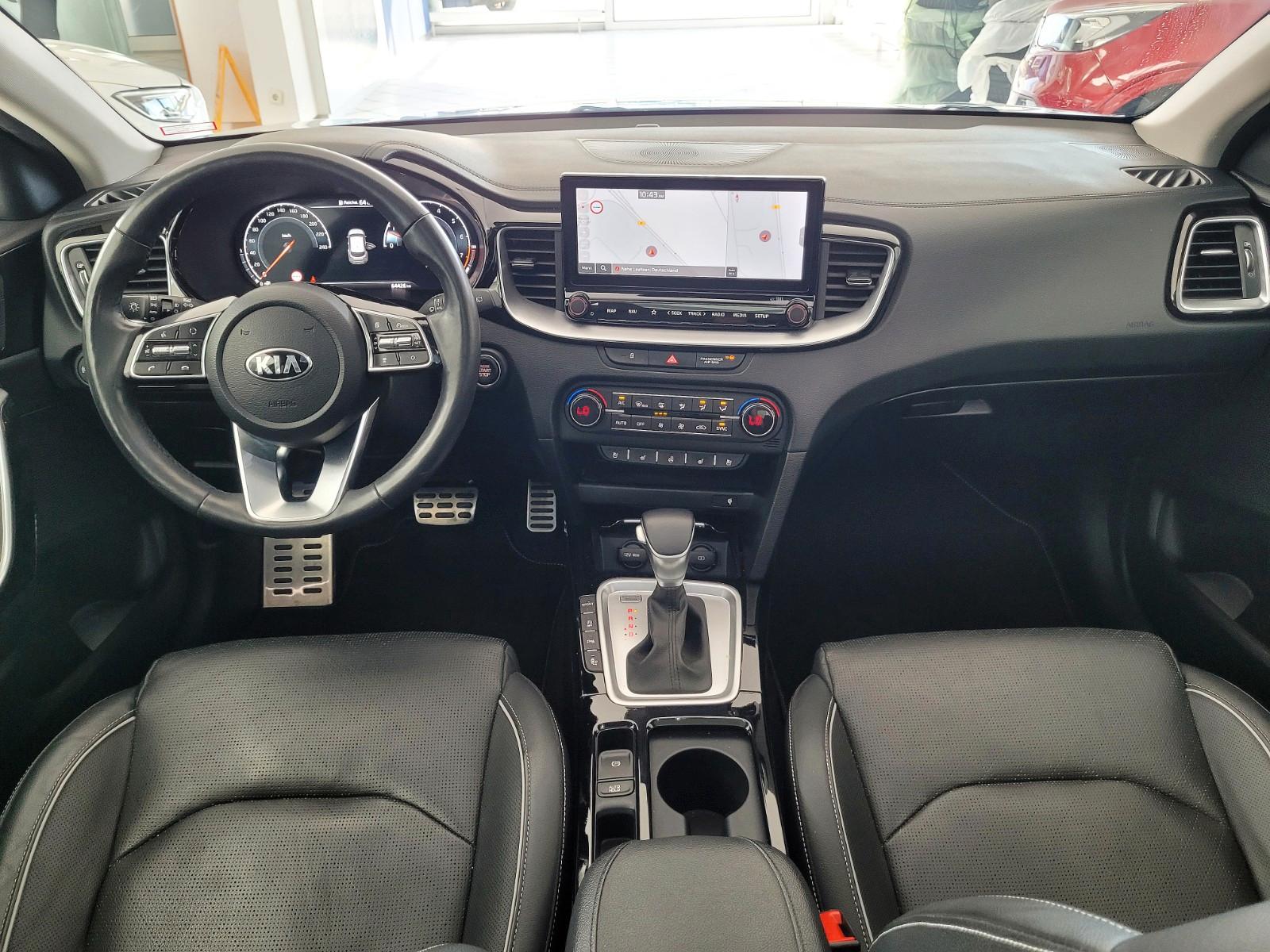 Kia XCeed 1.5 T-GDI DCT Platinum/Panorama/Leder/18"