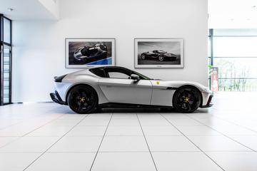 2025 Ferrari 12CILINDRI — миниатюра 16
