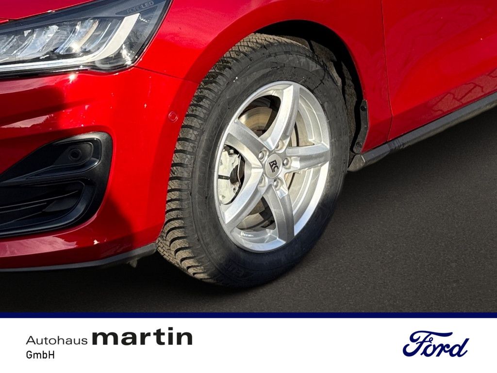 Fahrzeugabbildung Ford Focus 1.0 EcoBoost Titanium S/S EURO USB ACC LED