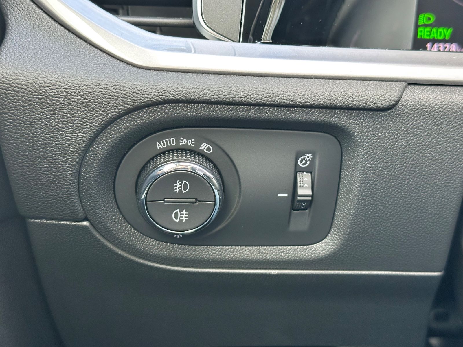 Fahrzeugabbildung Opel Grandland Elegance Plug-in-Hybrid*RFK*Leder