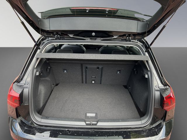 Golf VIII 1.5 eTSI 110 kW Goal ACC FACEL. LED