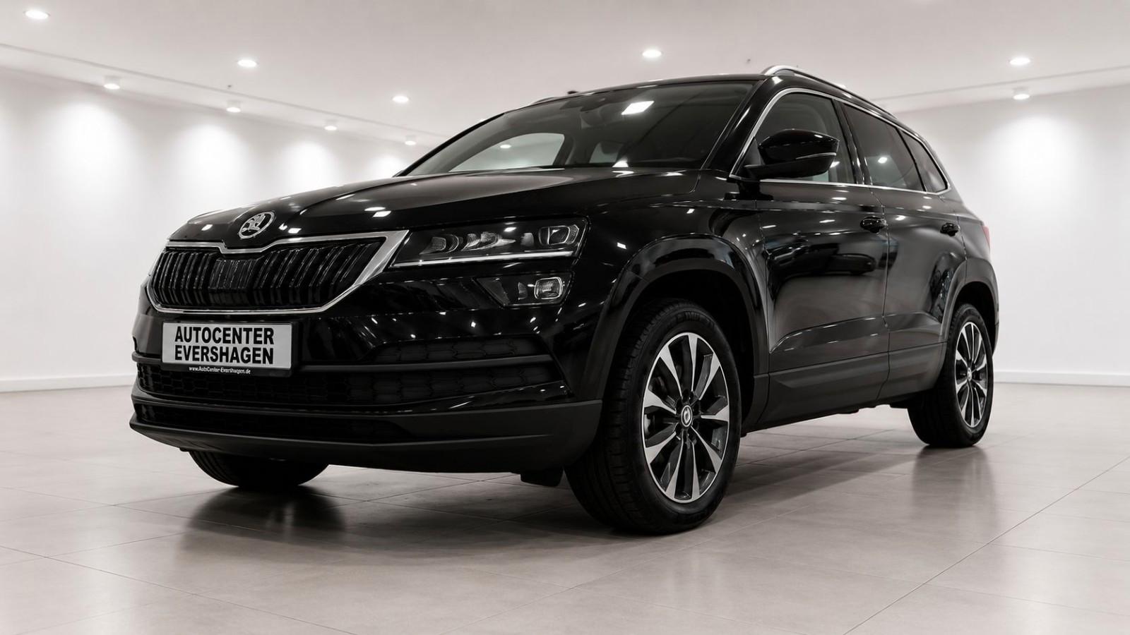 Skoda Karoq Clever 4x4/Klima/S-Heft/Pano/HU&AU