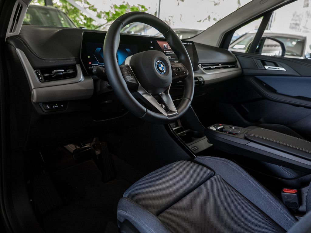 BMW 225 Active Tourer - Bild 25