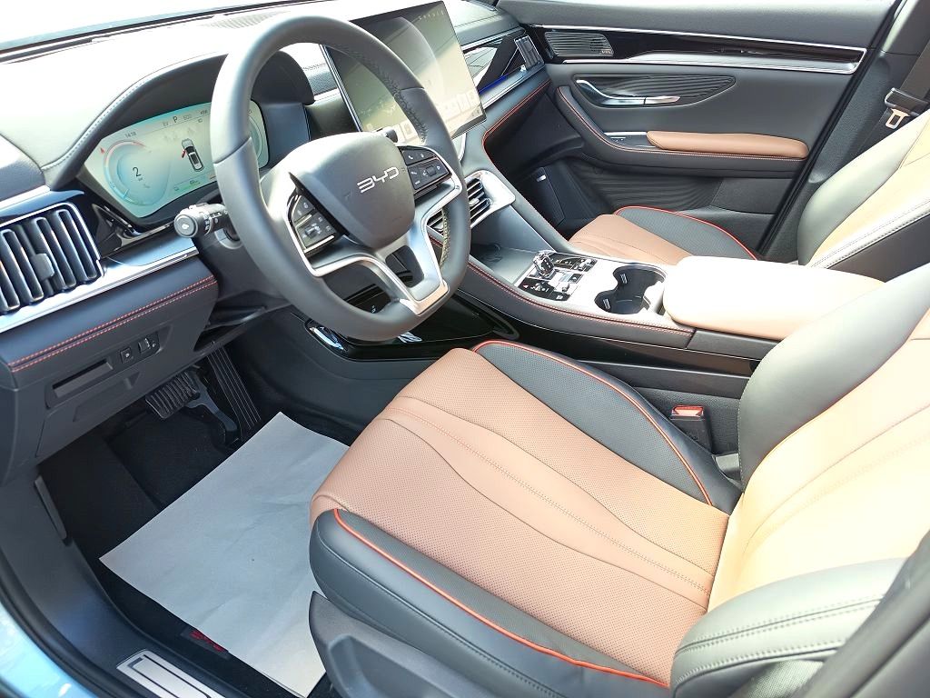 BYD SEAL U