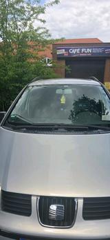 Seat das Auto Seat - gebrauchte Seat Alhambra aus dem Jahr 2003