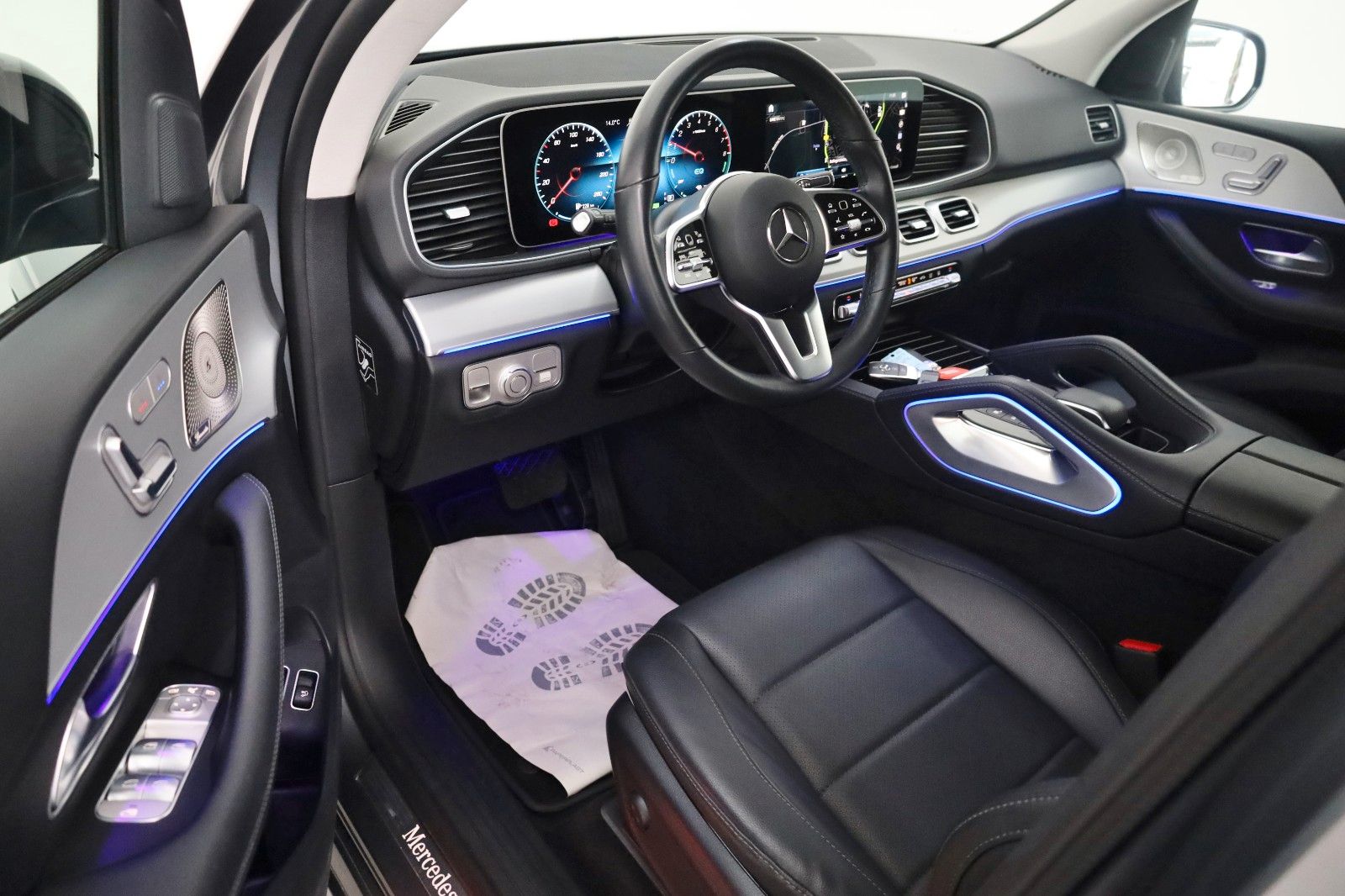 Fahrzeugabbildung Mercedes-Benz GLE 350e 4M AMG Line Leder,Navi,Park/Night-P,AHK