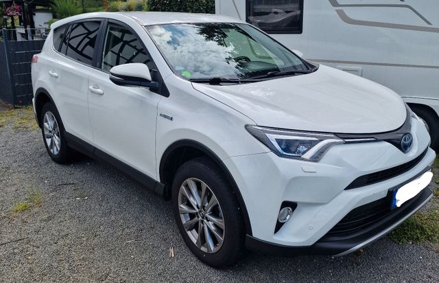 Toyota RAV 4 2,5-l-Hybrid Team D Auto 4x4 AHK