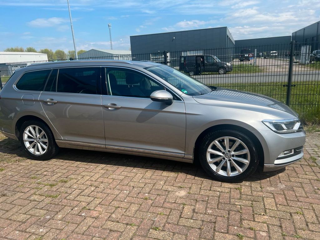 Image of Volkswagen Passat Variant
