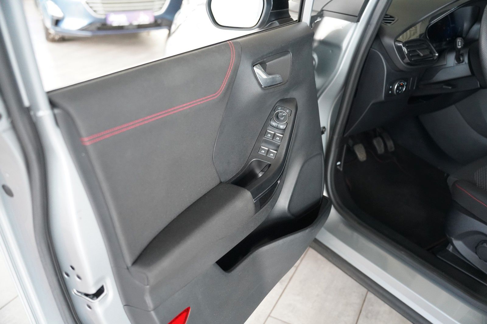Fahrzeugabbildung Ford Puma ST-Line Hybrid*WINTER-P.*NAVI*KAMERA*LED