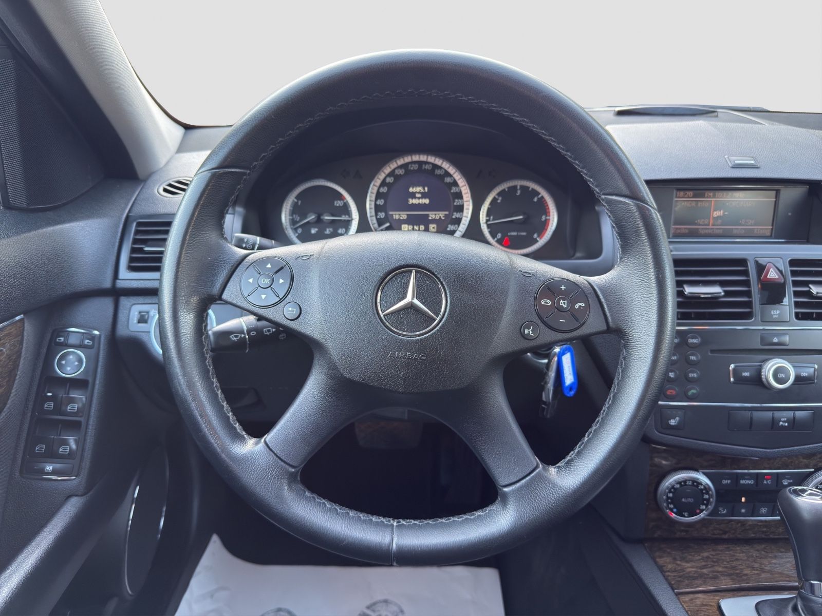 Fahrzeugabbildung Mercedes-Benz C 220 T CDI/Navi/Schiebedach/Klimaaut./