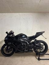Suzuki GSX-R 750 K9 Schwarz - SUZUKI K9