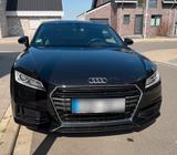 Audi TT Coupe 2.0 tdi S Line schwarz-Festp... - Audi TT in Mönchengladbach