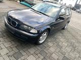 BMW e46 318i touring 3er - BMW aus 2000: 3er