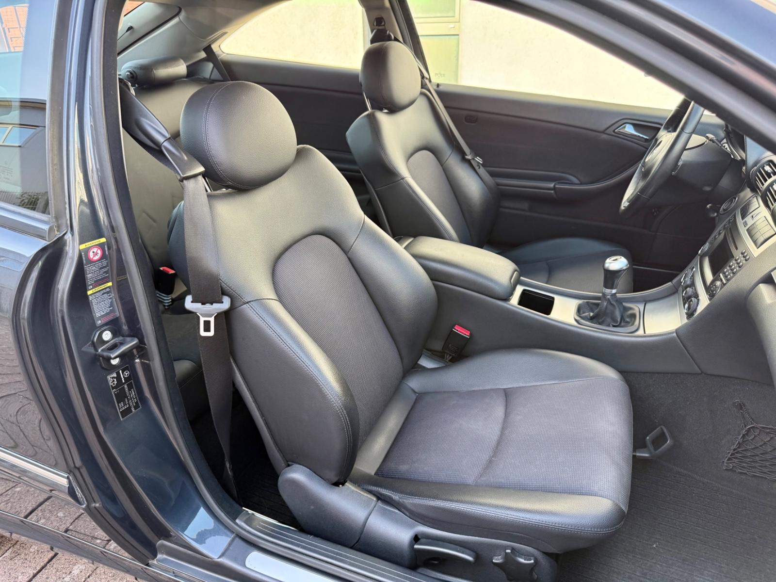 Mercedes-Benz CLC 200 KOMPRESSOR 2.Hand*TÜV NEU*Stand&Sitzhzg.