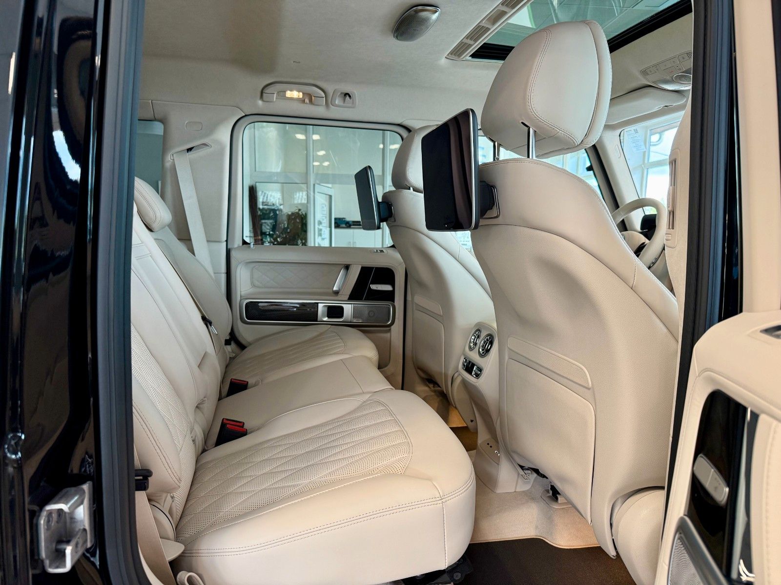 Fahrzeugabbildung Mercedes-Benz G 63 AMG Superior/A22/MY26/Performance/FOND